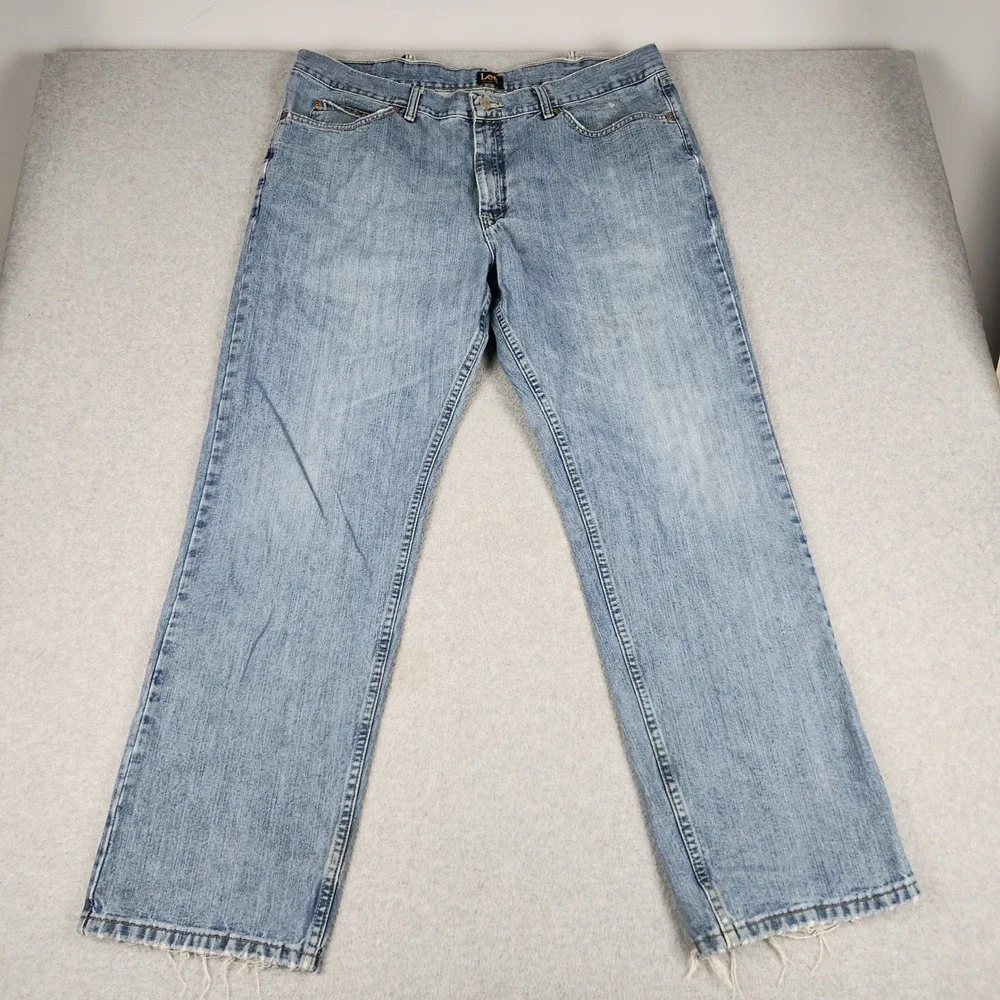 Lee Jeans Mens 40x32 Blue Denim Cotton Medium Wash Relaxed Fit Straight Leg
